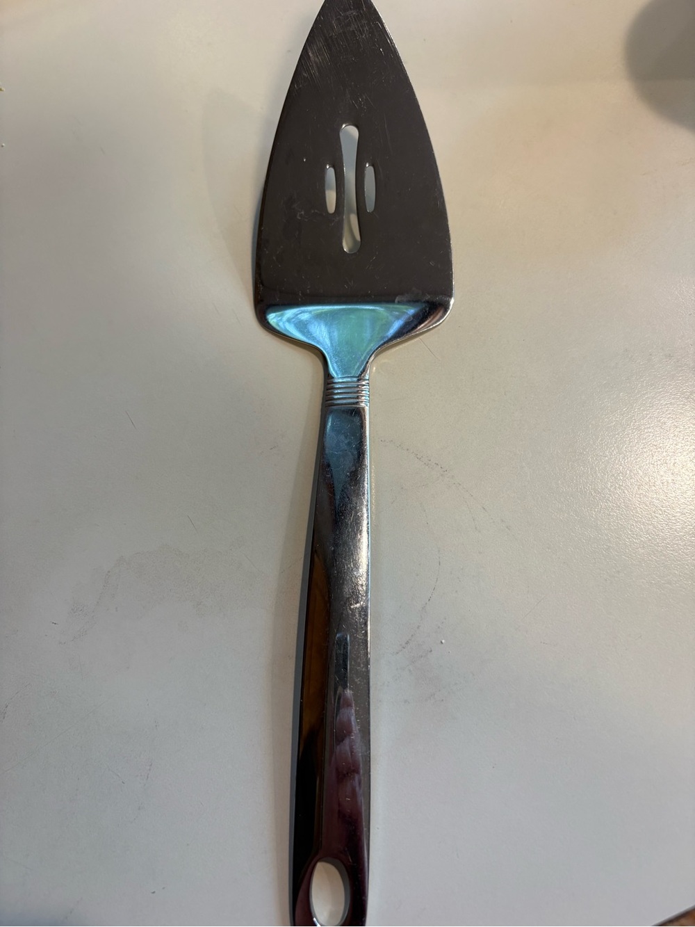 Oneida Stainless Steel Serving Spade - Silver cake pie server slotted